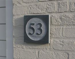 Huisnummer & Naamplaten