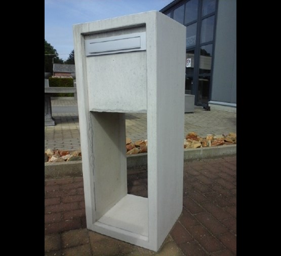 brievenbus betongrijs - Tuincentrum Pelckmans