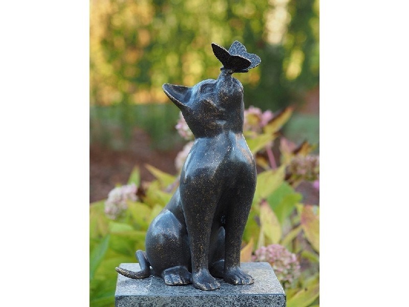 Vertrouwen op Kruipen Kelder bronzen beeld - kat met vlinder - Tuincentrum Pelckmans