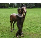 bronzen-beeld-meisje-mpony