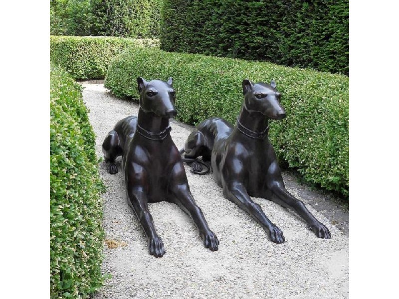 Shipley elk Belonend bronzen beeld - paar liggende honden - Tuincentrum Pelckmans