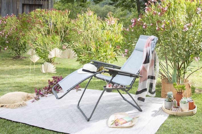 Lafuma Mobilier Maxi Pop Up Airlon Gres Kampeertafels en -stoelen