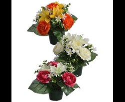 pure royal ranuncul/lily arrangement in round pot assorted